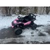 Elektrické autíčko Buggy Maverick Can-Am 4x200W 24V růžové v zimě
